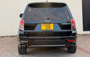 Subaru Forester 2011 Black