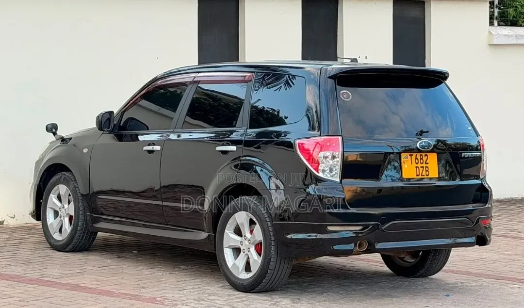 Subaru Forester 2011 Black