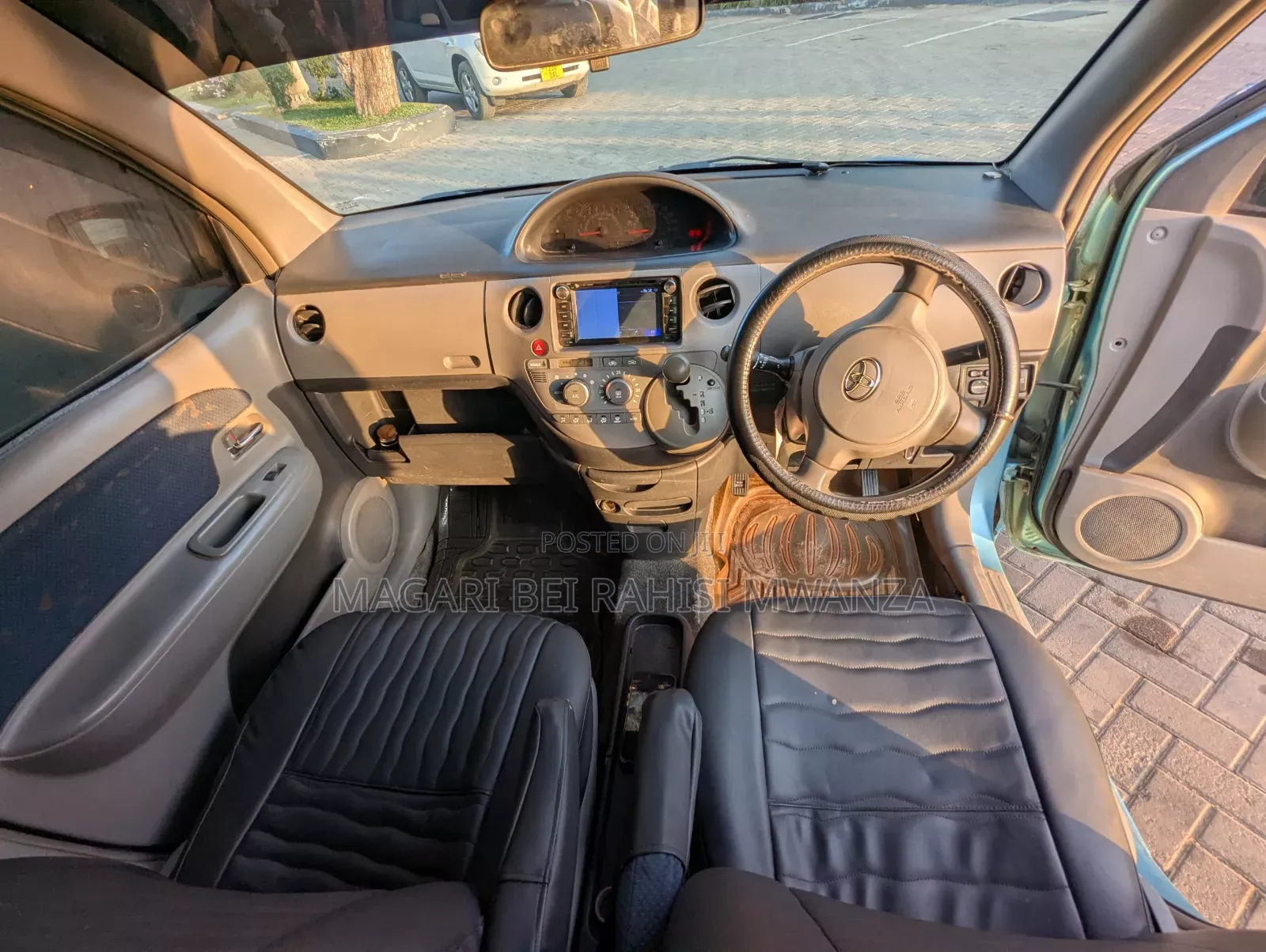 Toyota Sienta 2005 Blue