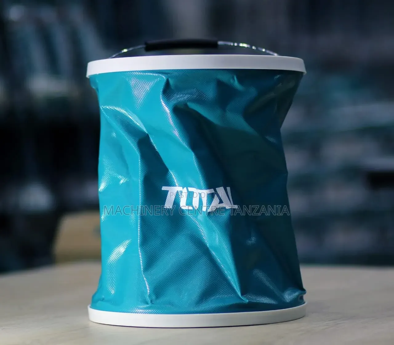 Foldable Bucket 15 Litres Total