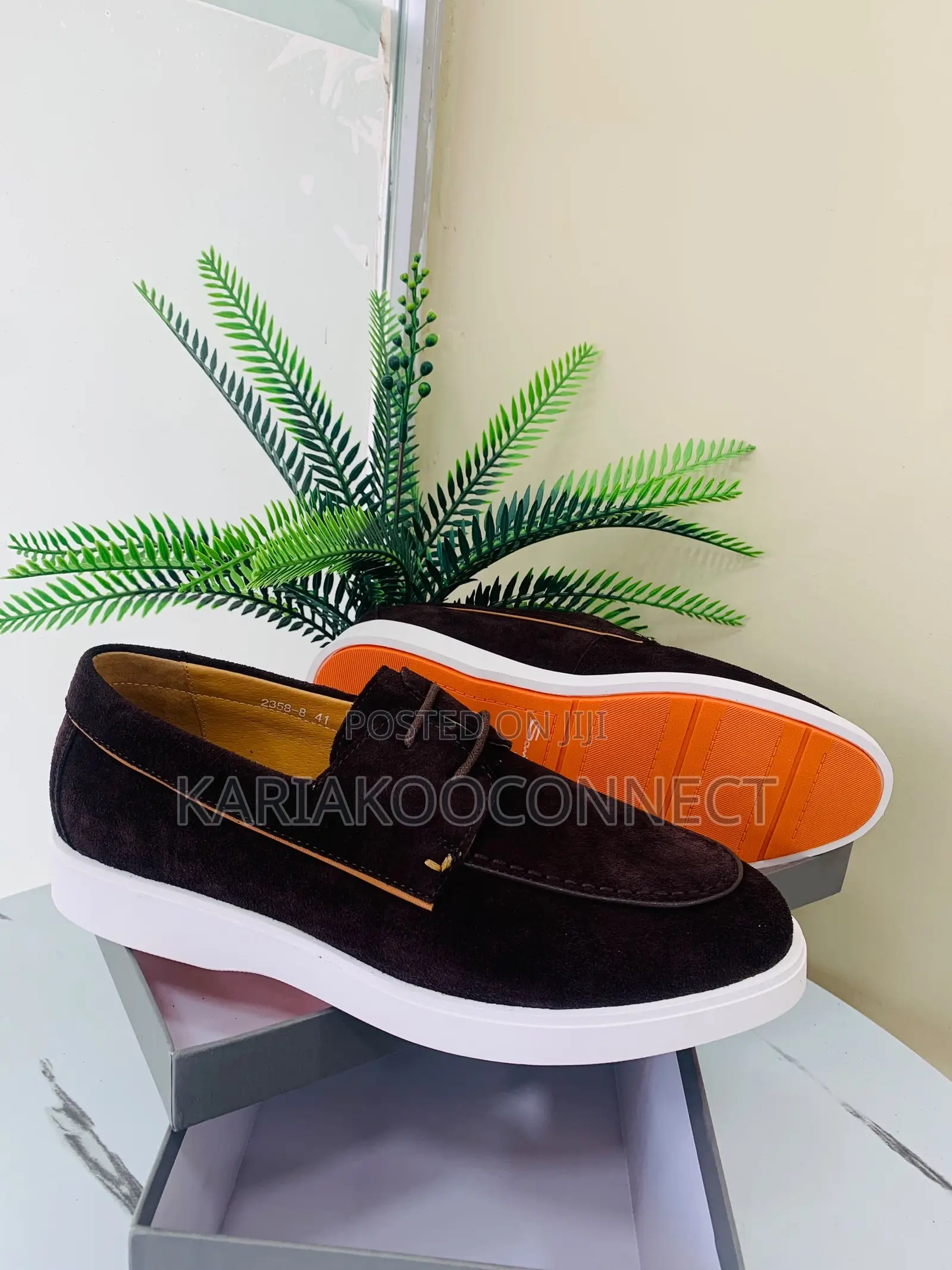 Santoni Suede Lace-Up Loafers – Coffee