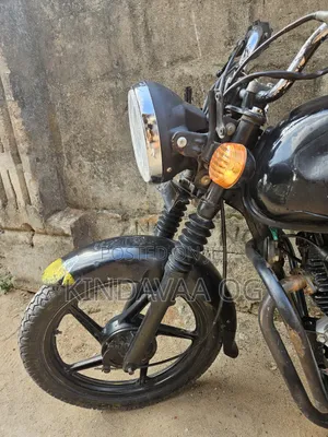 Bajaj Boxer 125 2023 Black