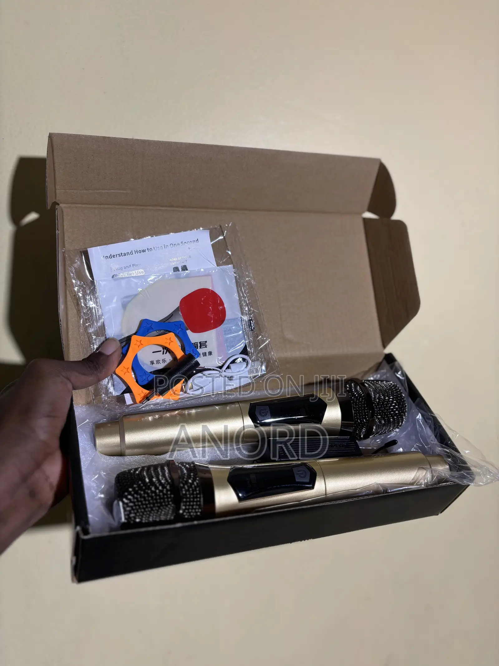 Microphone /Mic Wireless UHF – Mic Za Kanisani Kuimba, Karaoke,Rangi 6