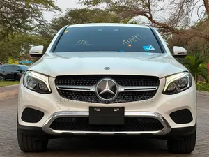 Mercedes-Benz GLC-Class 2017 White