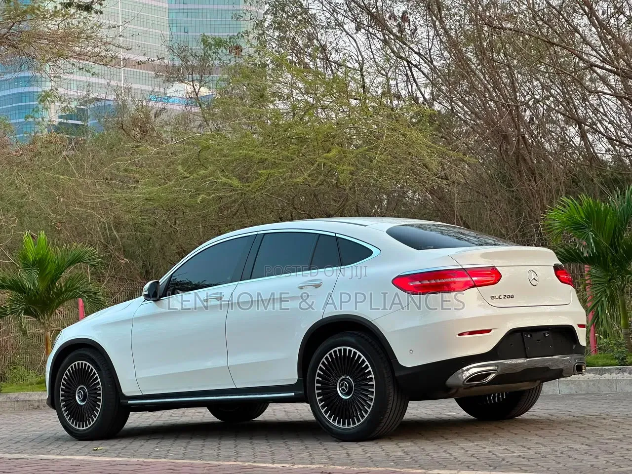 Mercedes-Benz GLC-Class 2017 White