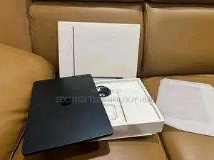 New Laptop Apple MacBook Air 2026 M5 16GB Apple M5 SSD 512GB