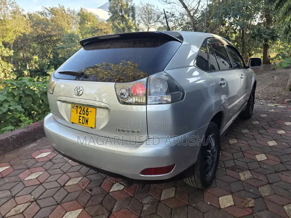 Toyota Harrier 2007 Silver