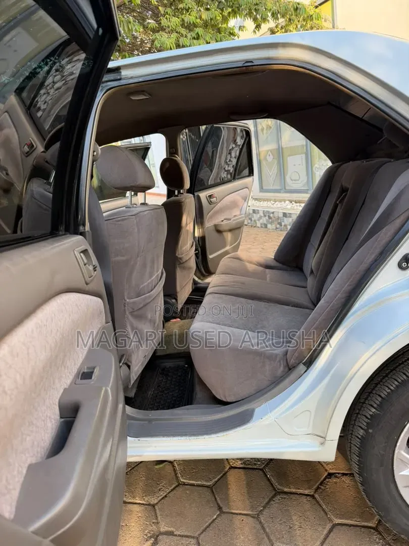 Toyota Corona Premio 2001 Silver