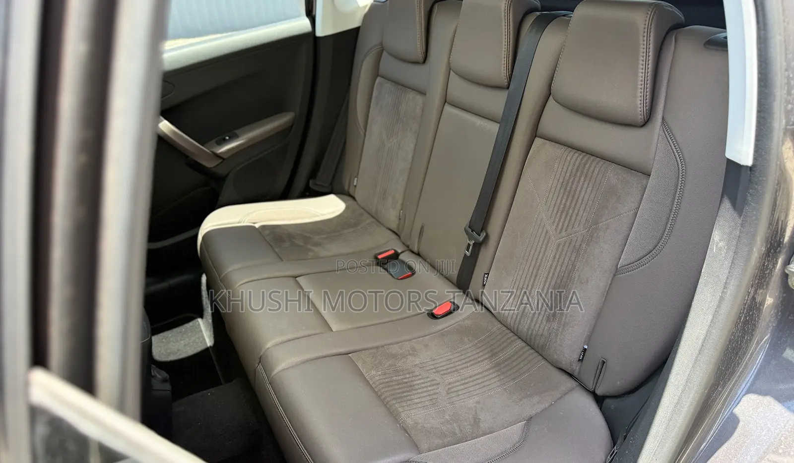 Peugeot 2008 2015 Gray