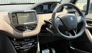 Peugeot 2008 2015 Gray