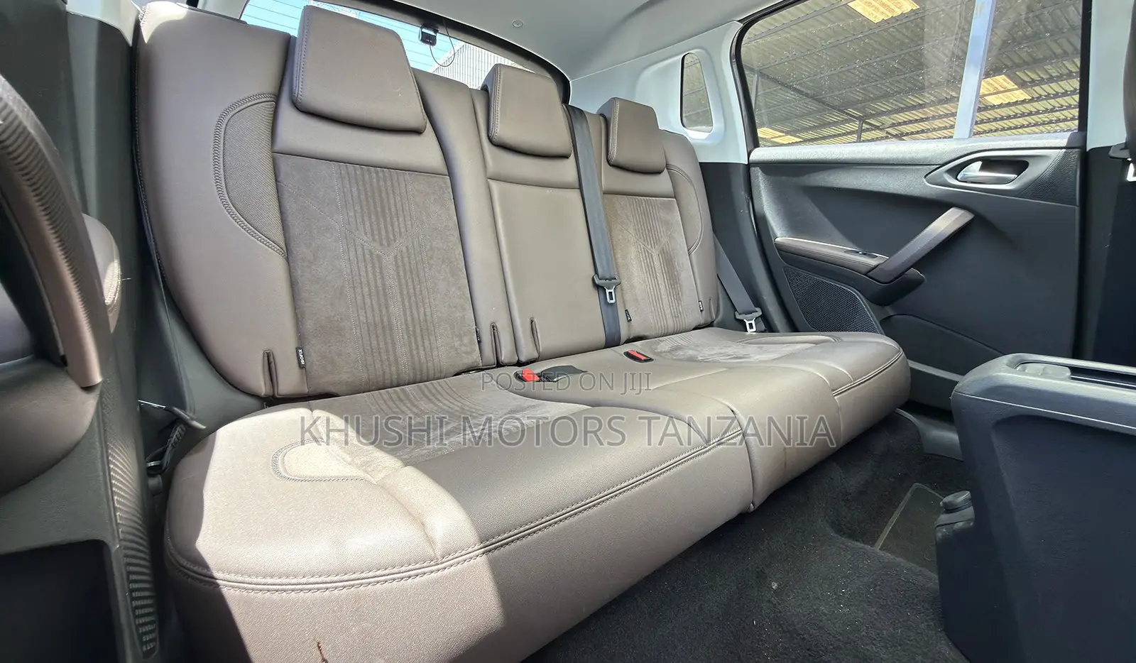 Peugeot 2008 2015 Gray