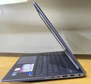 Laptop HP ZBook Firefly G8 16GB Intel Core i7 SSD 512GB