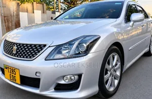 Toyota Crown 2009 Silver