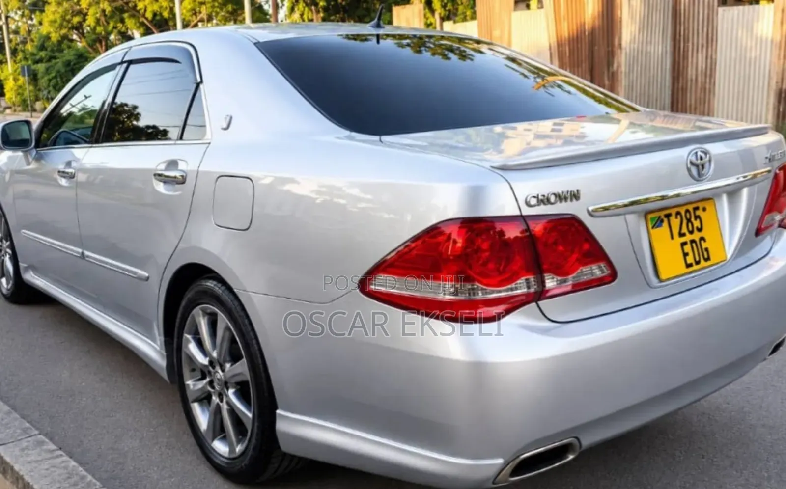 Toyota Crown 2009 Silver