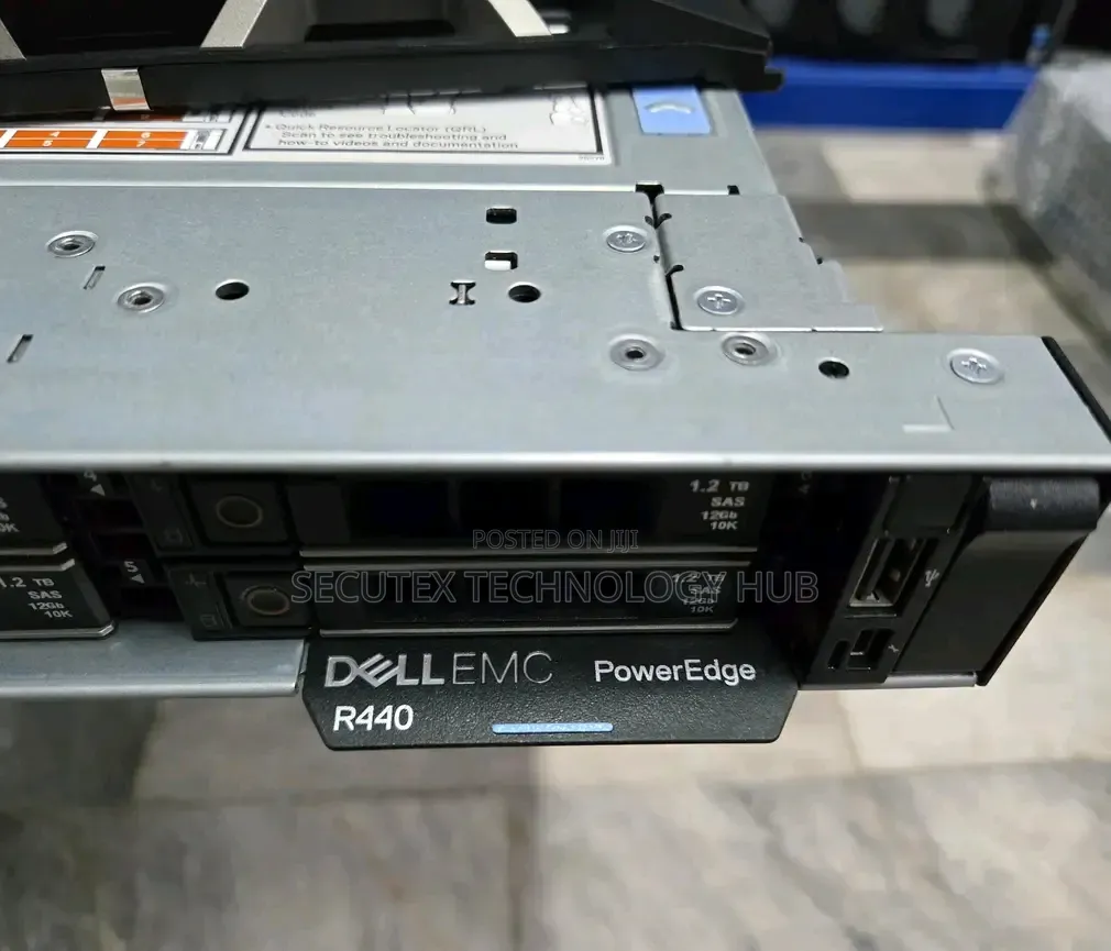 New Server Dell PowerEdge R440 32GB Intel Xeon HDD 4T
