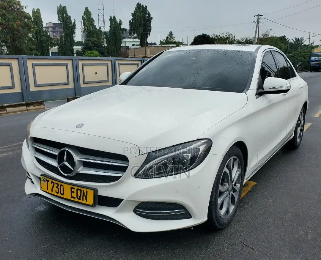 Mercedes-Benz C200 2015 White