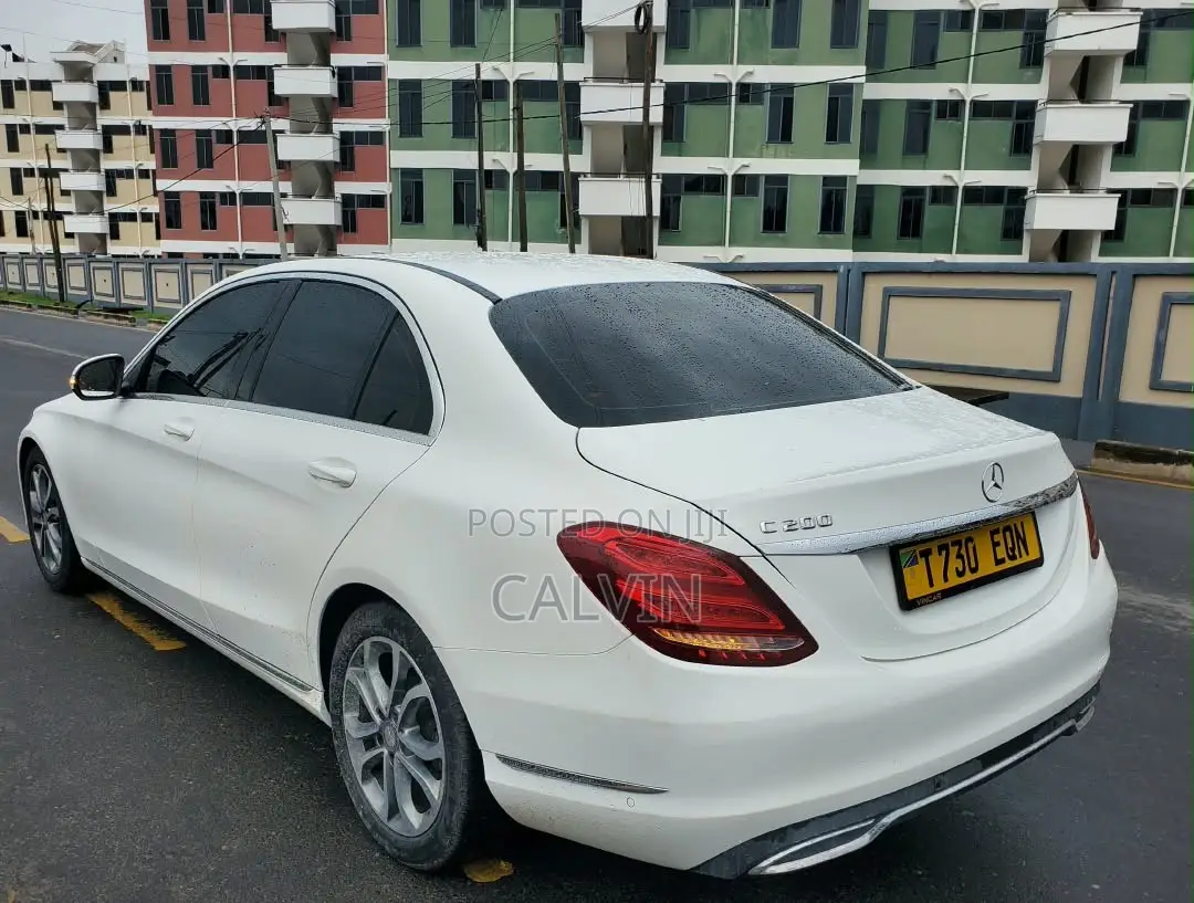 Mercedes-Benz C200 2015 White