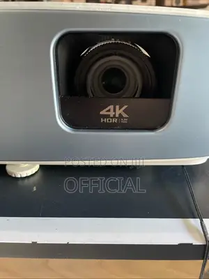 BenQ TK850i HDR Home Cinema Projector + 3 Pairs 3D Glasses