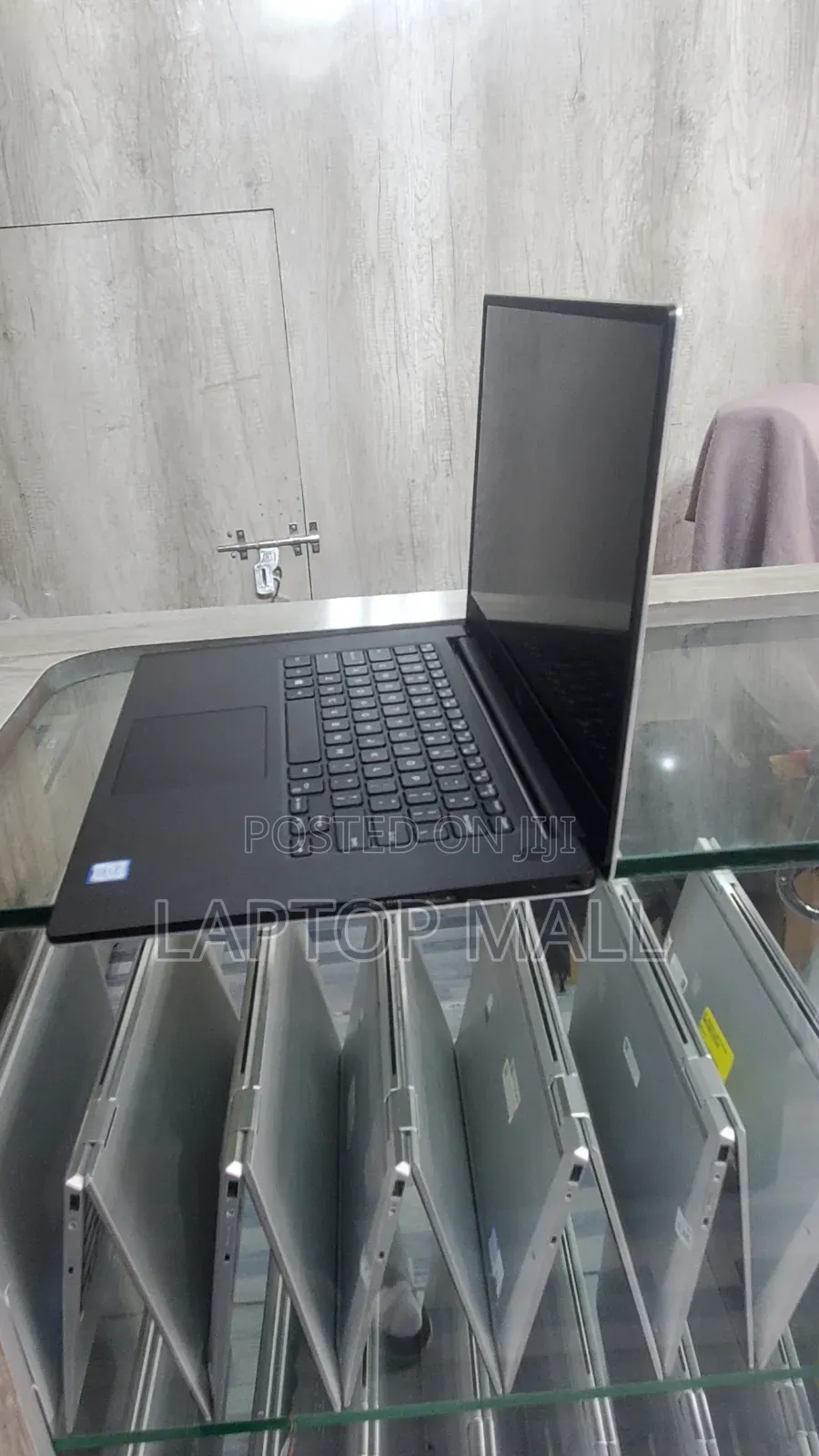Laptop Dell XPS 15 7590 16GB Intel Core i7 SSD 1T