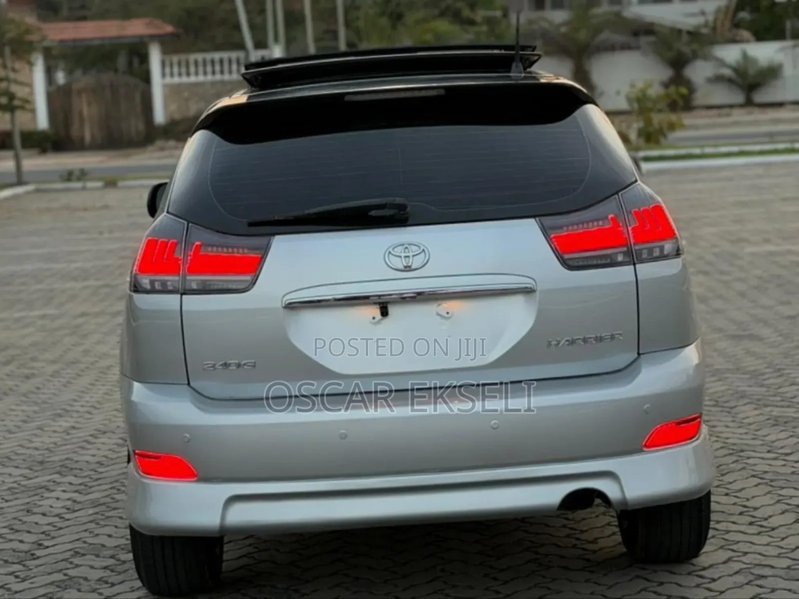 Toyota Harrier 2011 Silver