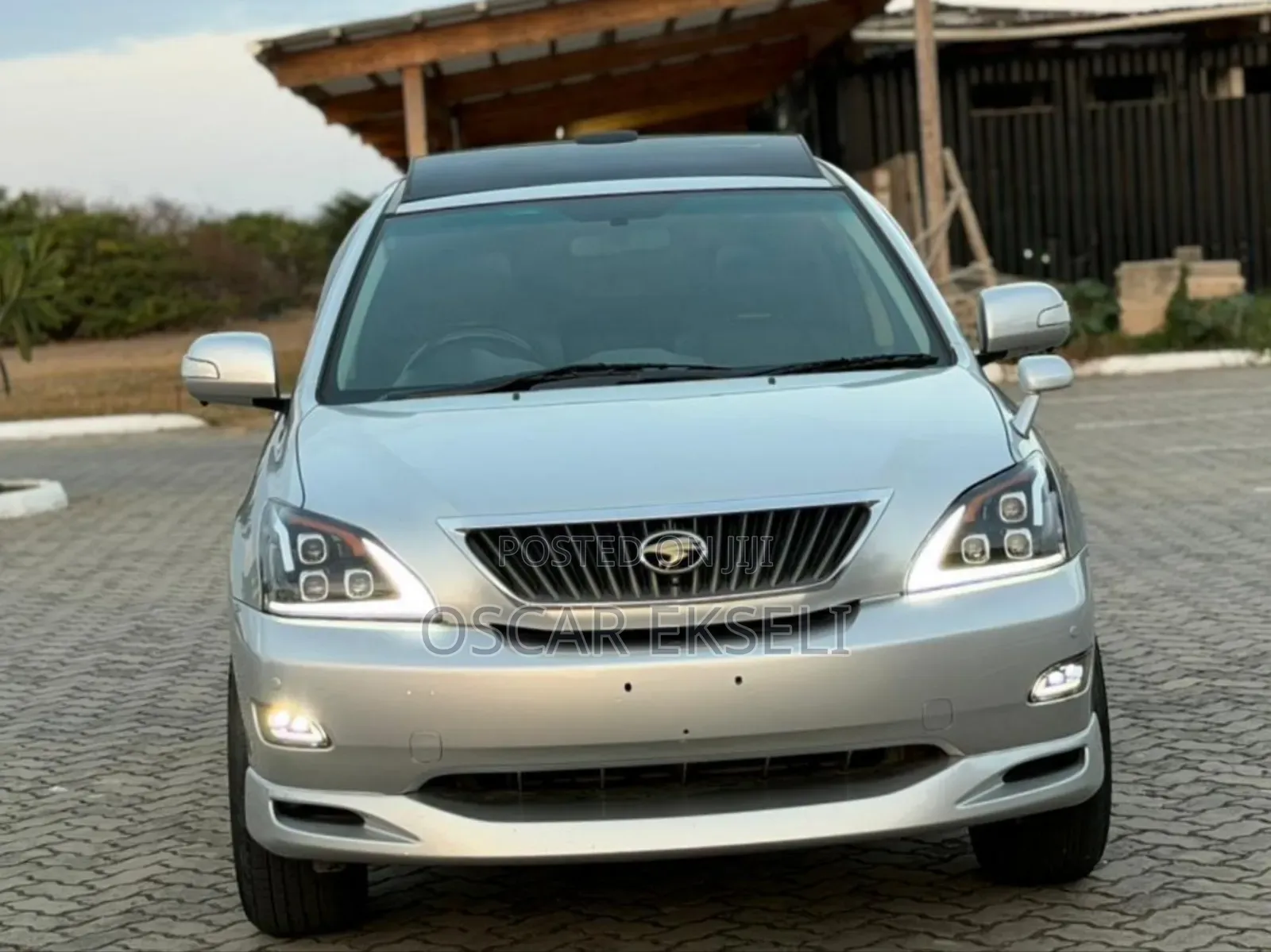 Toyota Harrier 2011 Silver