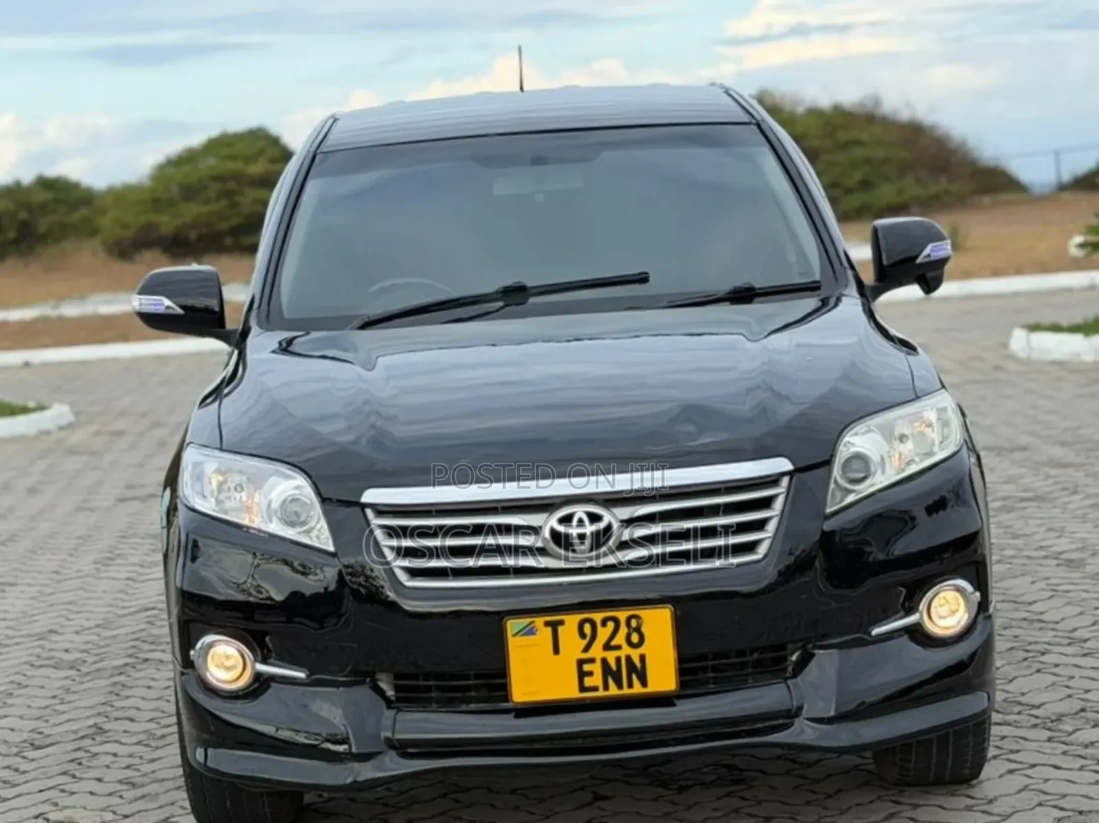 Toyota Vanguard 2010 Black