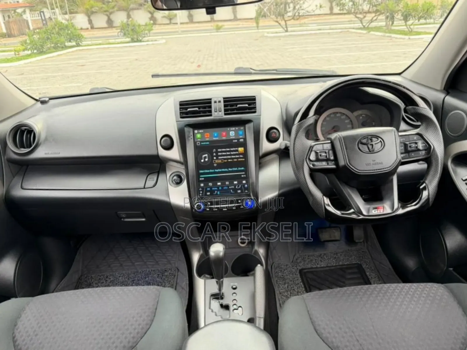 Toyota Vanguard 2010 Black