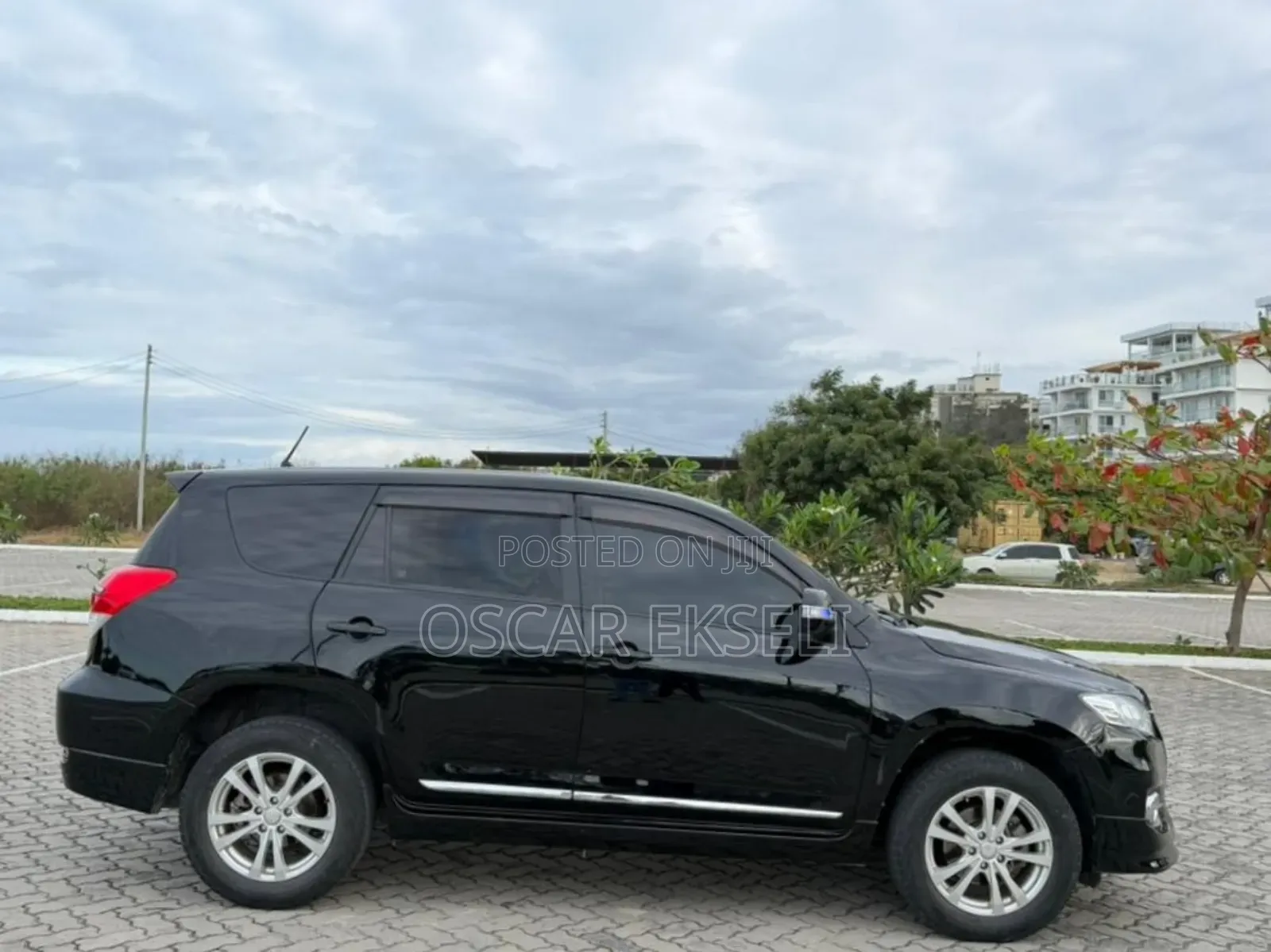 Toyota Vanguard 2010 Black