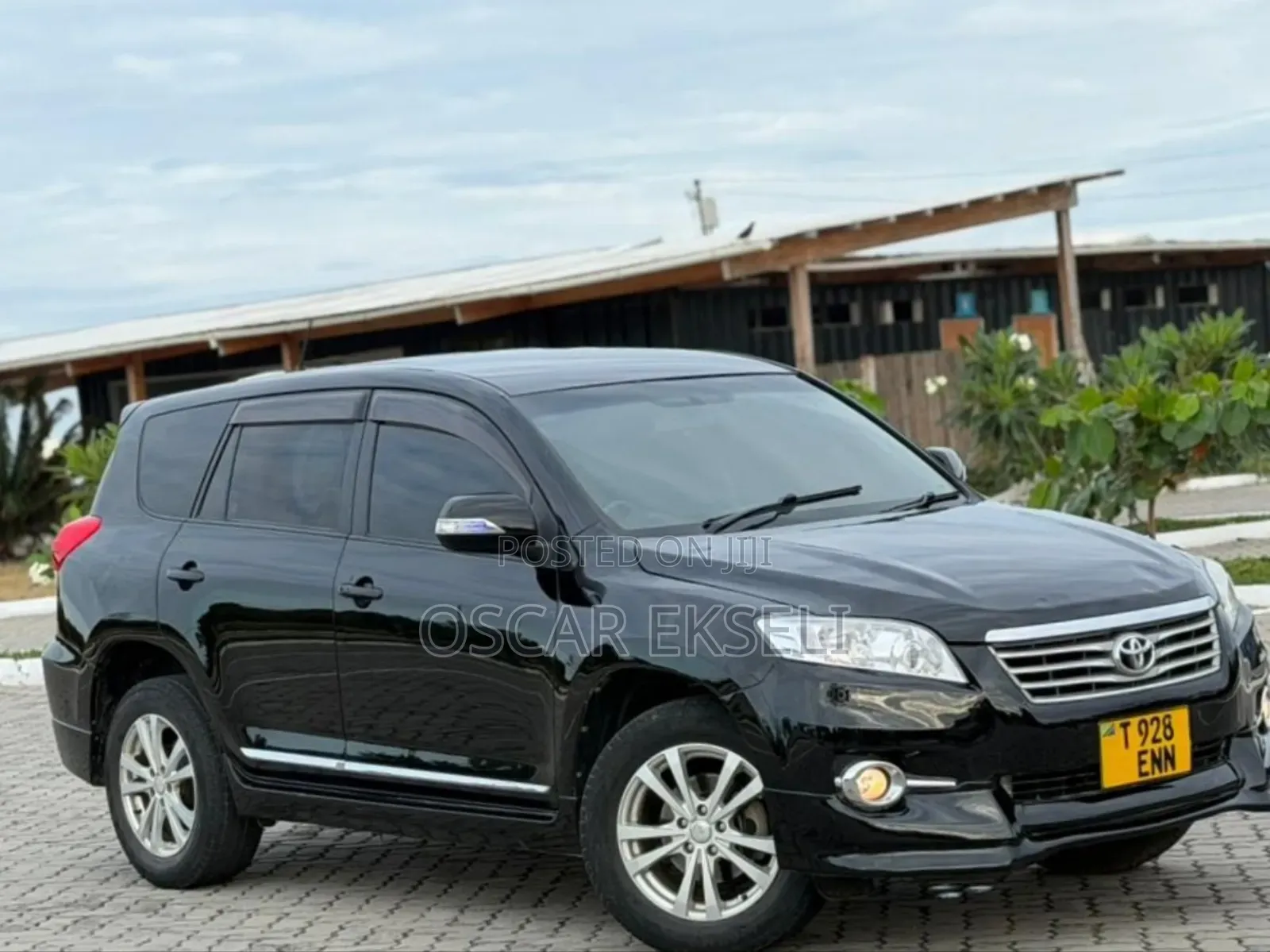 Toyota Vanguard 2010 Black