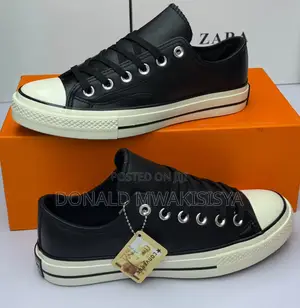 Converse Chuck Taylor Leather