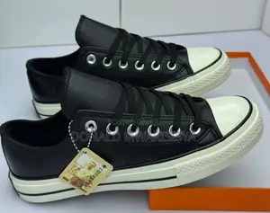 Converse Chuck Taylor Leather