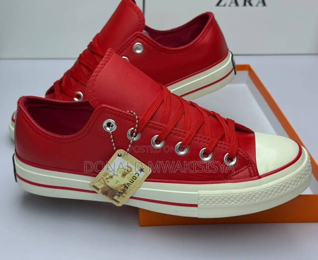Converse Chuck Taylor Leather