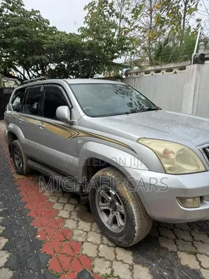 Toyota Land Cruiser Prado 2005 Silver