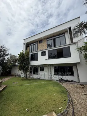 2bdrm Apartment in Coolest Estate, Masaki for rent