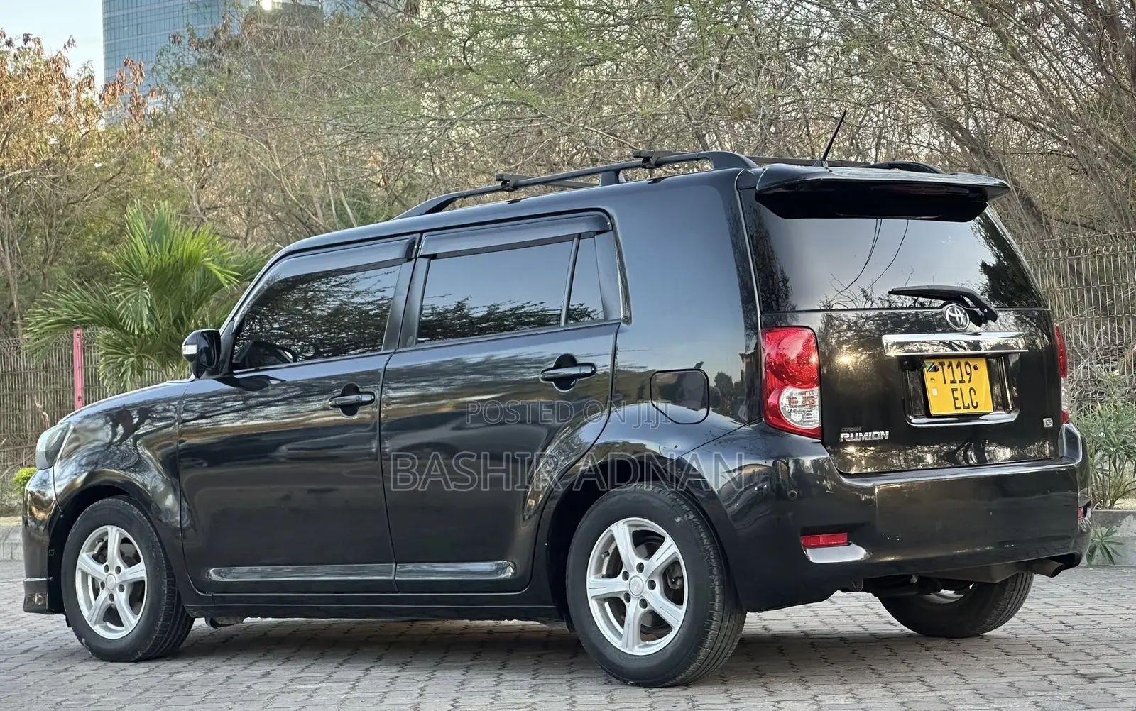 Toyota Corolla Rumion 2009 Black