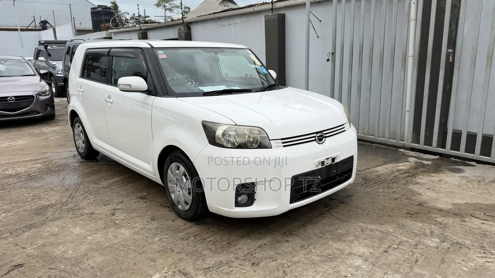 Toyota Corolla Rumion Hatchback 1.5 FWD 2008 White