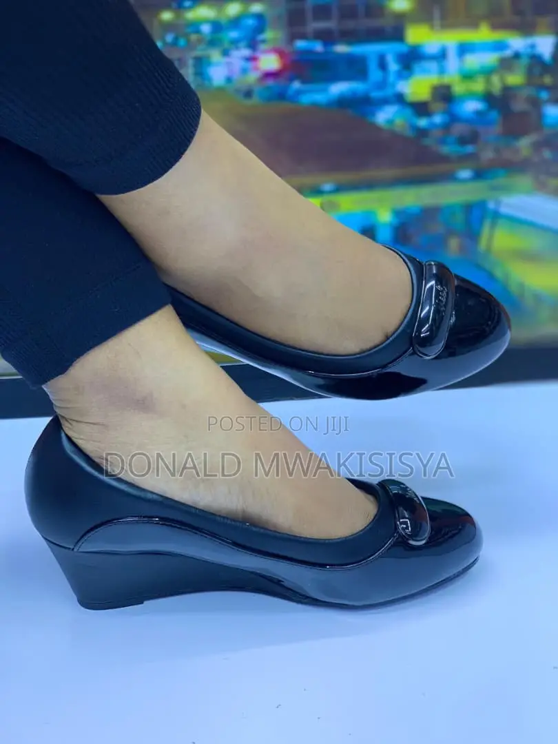 Ladies Wedge Shoes