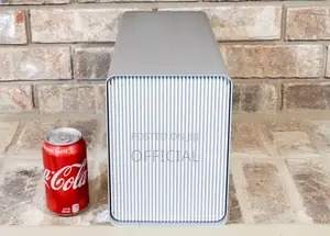 Razer Core X Thunderbolt 3 eGPU Enclosure (650W) + Thunderbolt 5 Cable