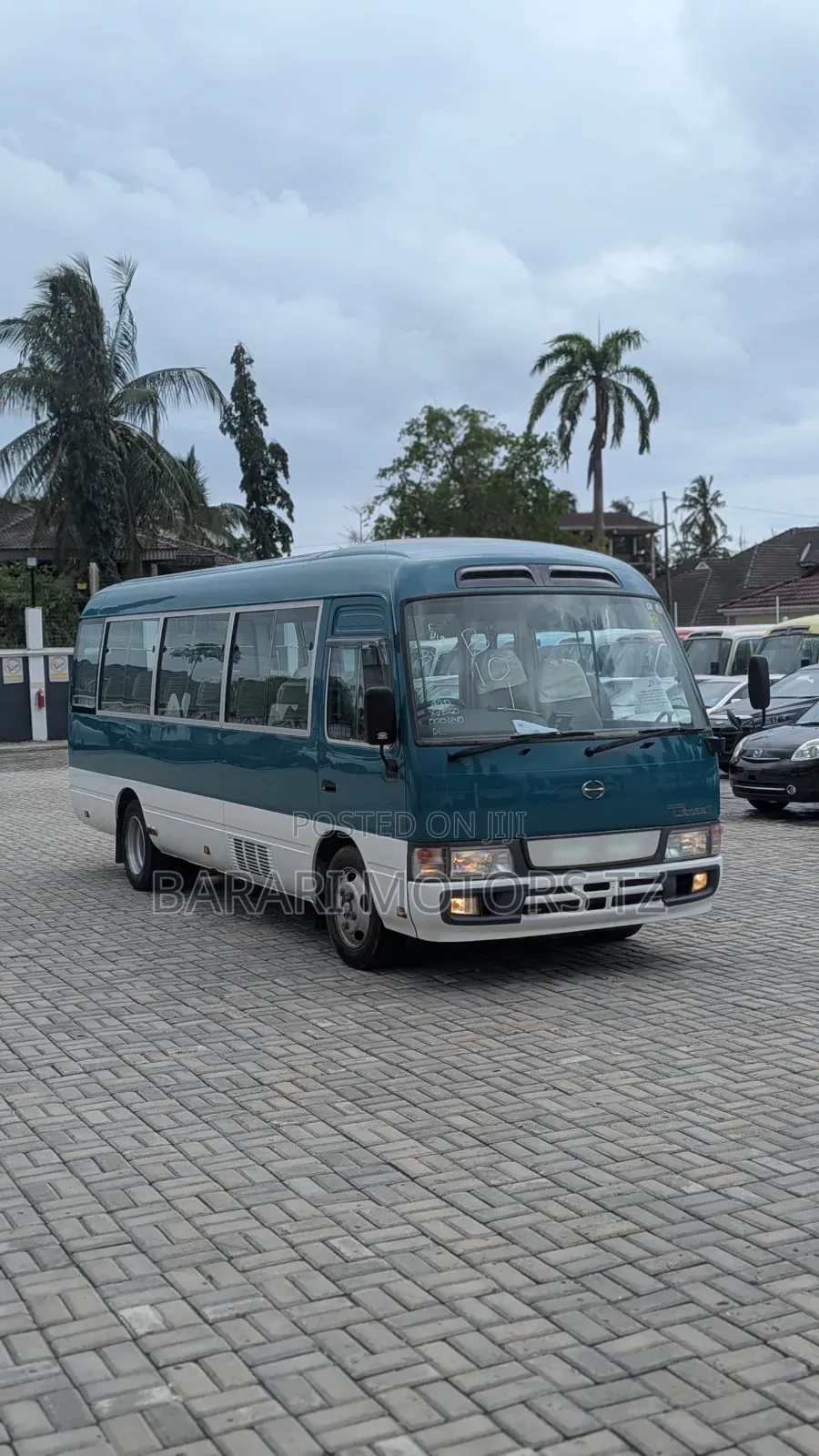 Toyota Coaster 2006 Blue