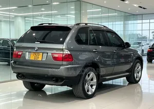BMW X5 2027 Ivory