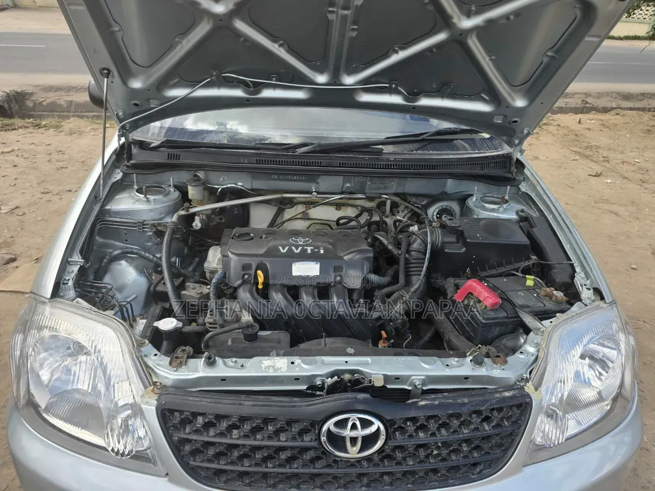 Toyota Corolla 2004 Silver