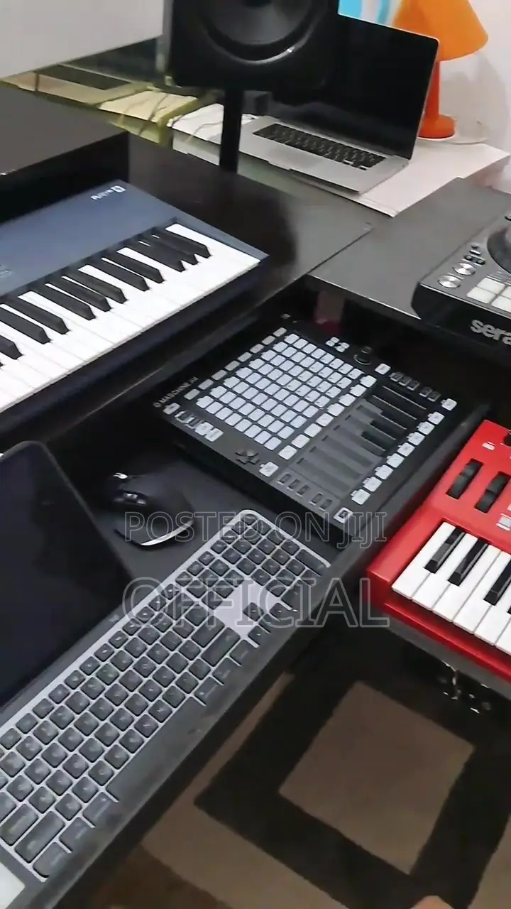 Full Studio DJ Bundle: DDJ-1000SRT, MPC Key 37, JBL, BenQ + More