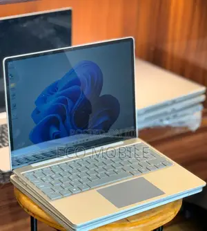 Laptop Microsoft Surface Laptop Go 8GB Intel Core i5 SSD 256GB