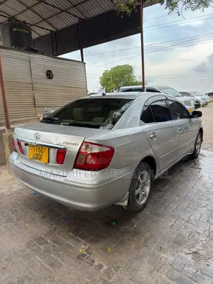 Toyota Premio 2005 Silver