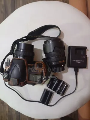 Nikon D800E With 50mm , 18-140mm , Three Battery and Charger