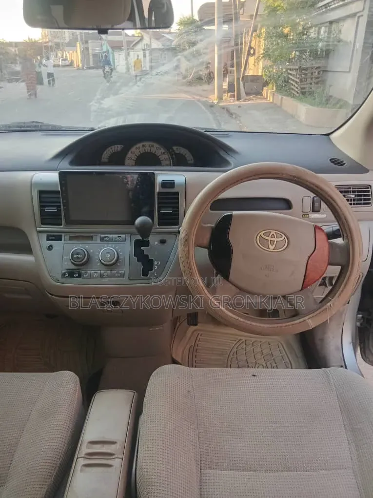 Toyota Raum 1.5 AWD 2003 Beige
