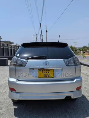 Toyota Harrier 2005 Silver