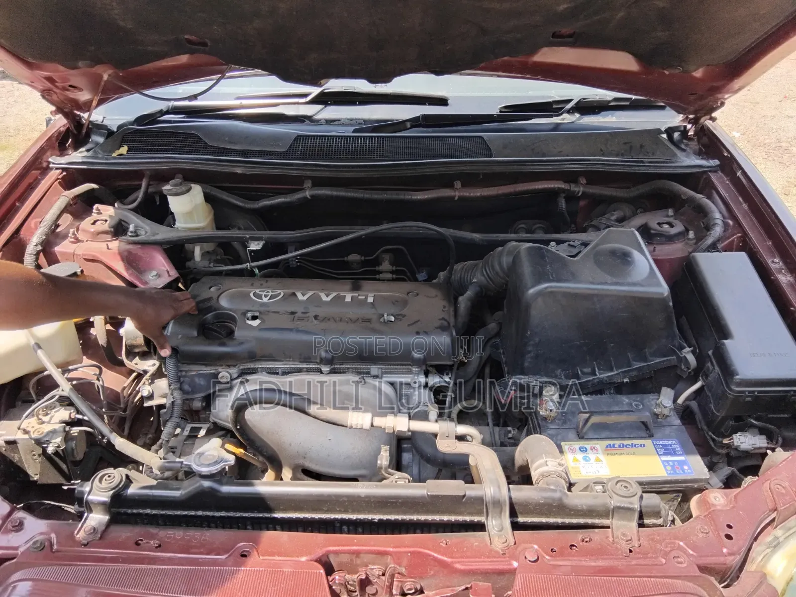 Toyota Kluger 2005 Red