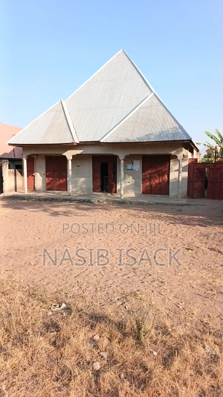 6bdrm House in Mkuyuni for sale