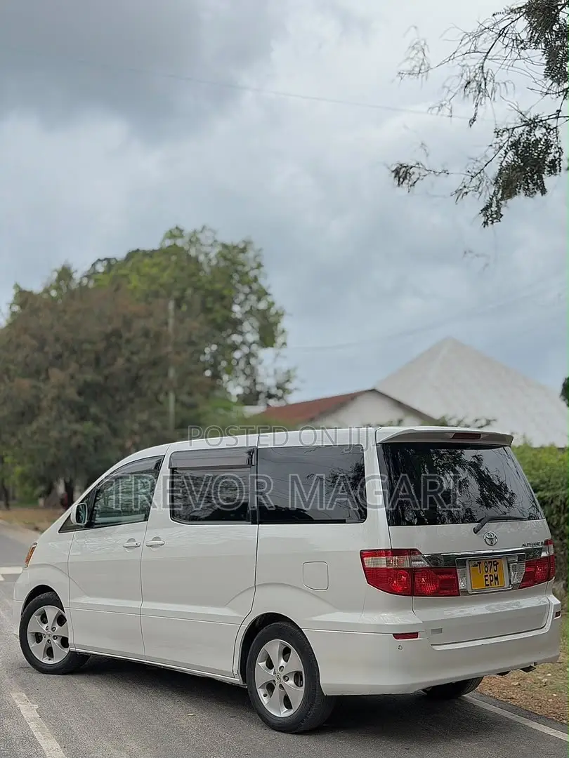 Toyota Alphard 2005 White